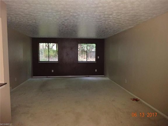 2nd image of 133 Kimrose Ln #133