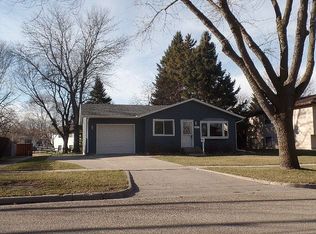 421 Oakway, Moorhead, MN 56560
