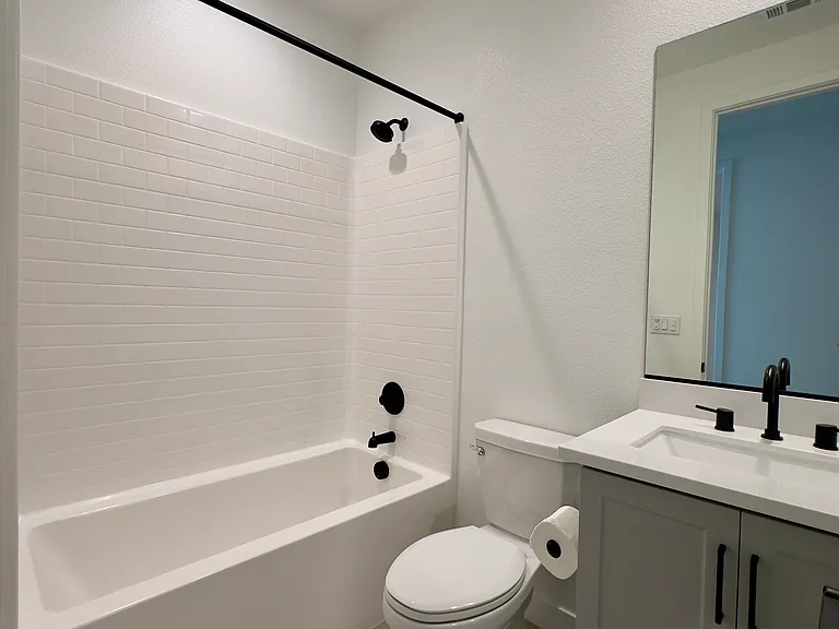 2209 N Cordon Gln — Photo 10