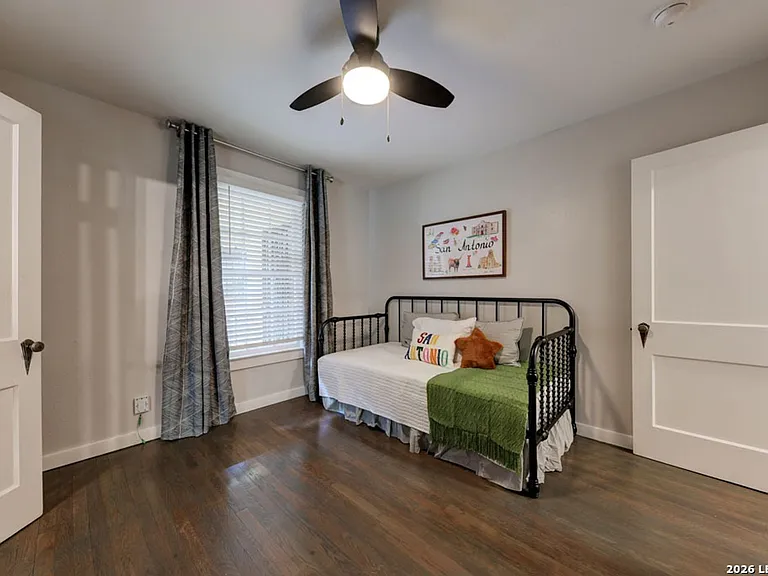406 McKinley Ave — Photo 15