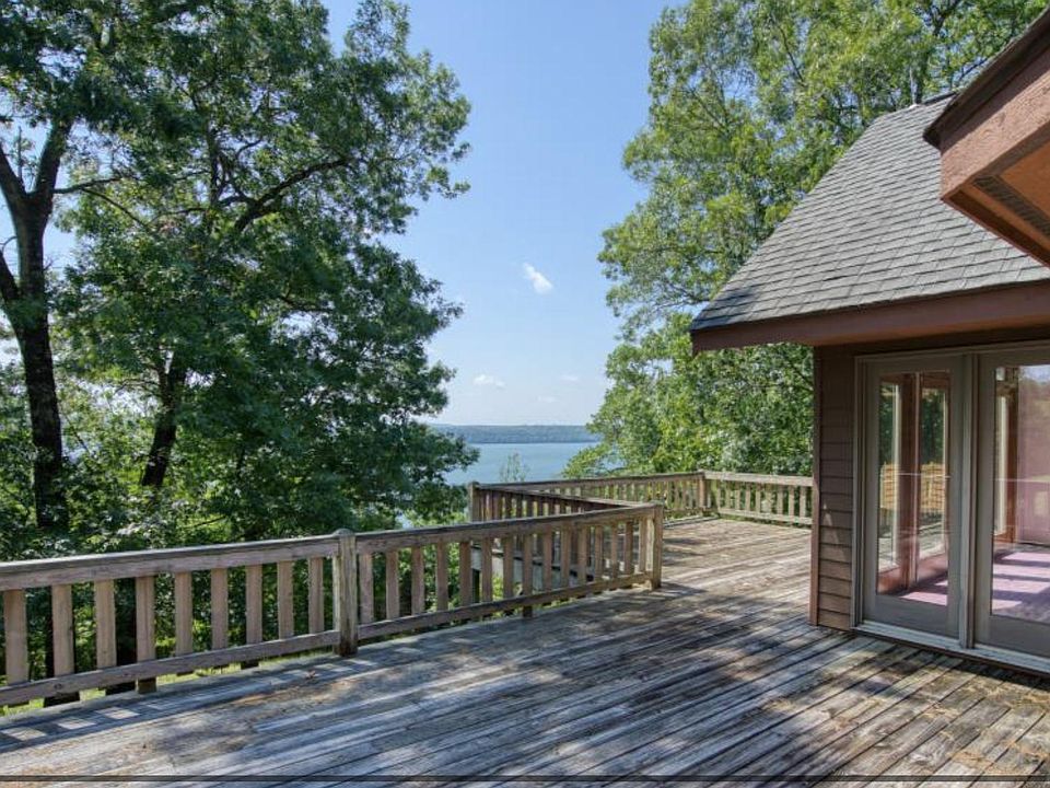 2nd image of 361 Panorama Shores Dr