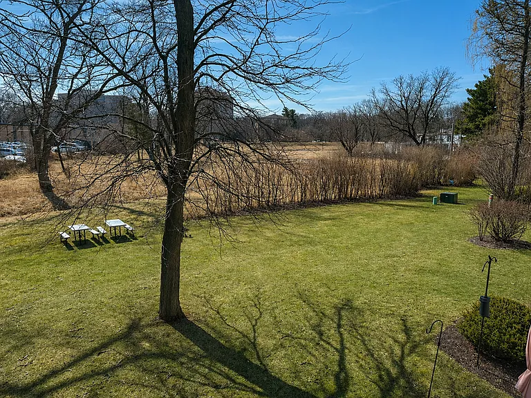 211 Nautilus Dr #7 — Photo 15