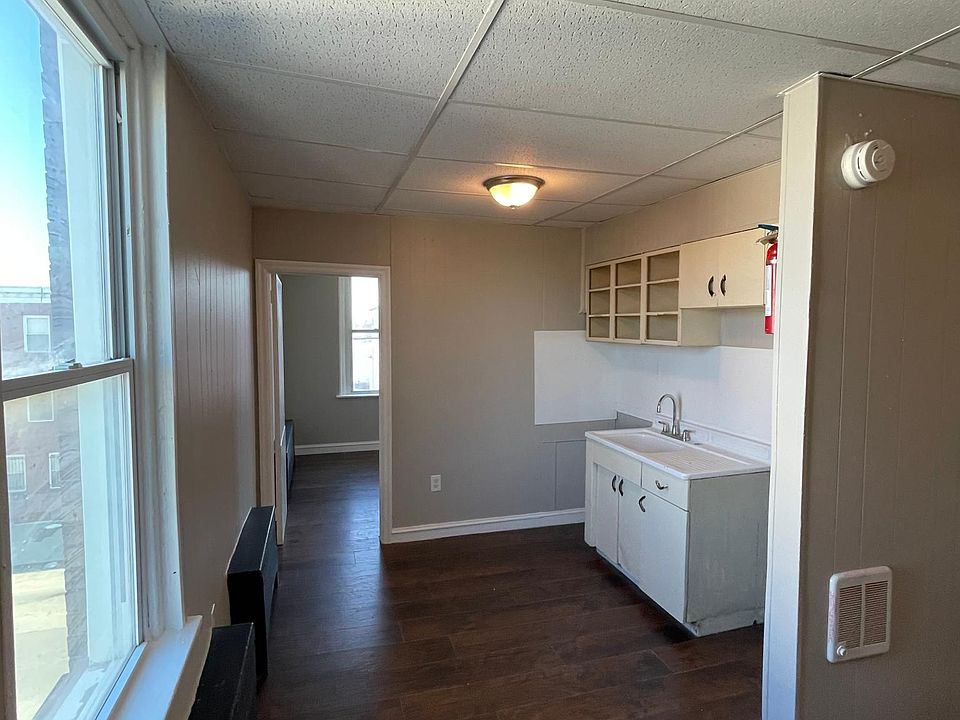 1st image of 29XX Frankford Ave Floor 3