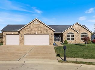 1473 Winchester Grove Ct, O'Fallon, IL 62269