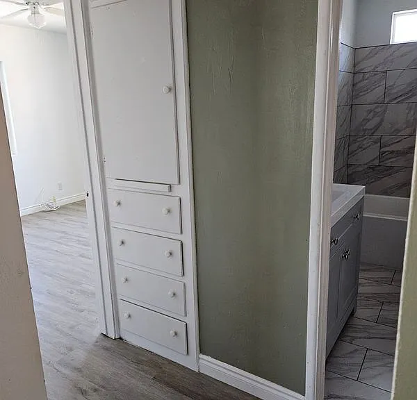 712 E Whittier Ave — Photo 10