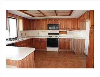 3rd image of 3972 Lake Joyce Dr