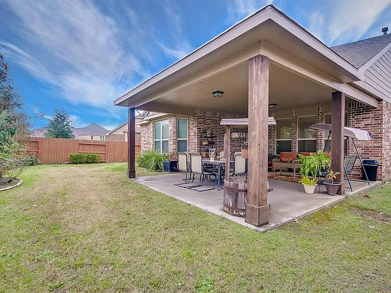 17503 Fechser Ln — Photo 33