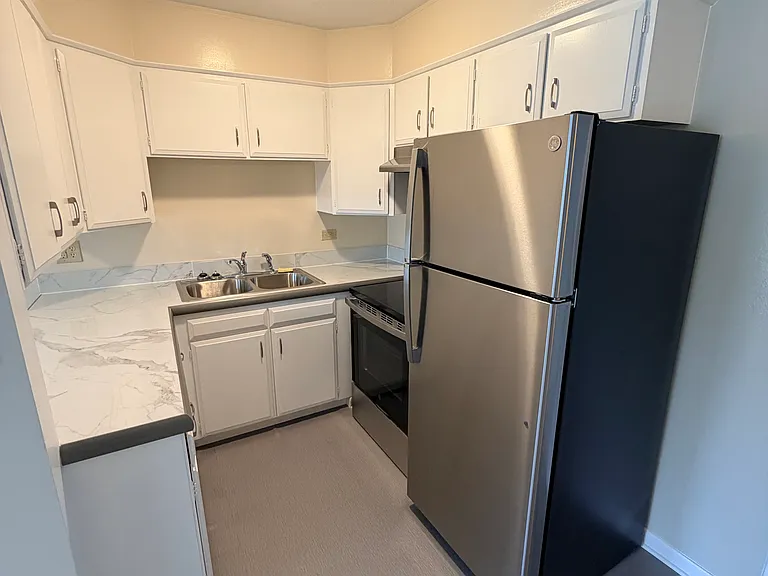 1280 Wolff St #7 — Photo 4
