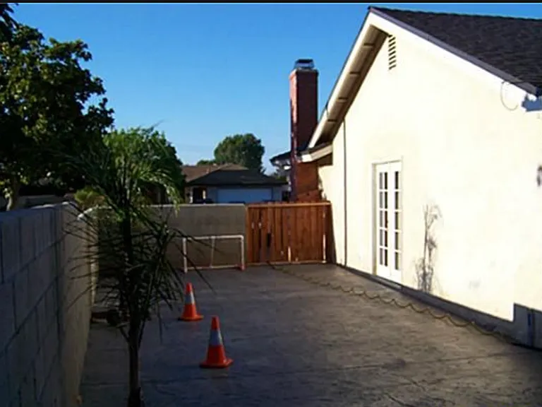 408 E Mission Pl — Photo 7