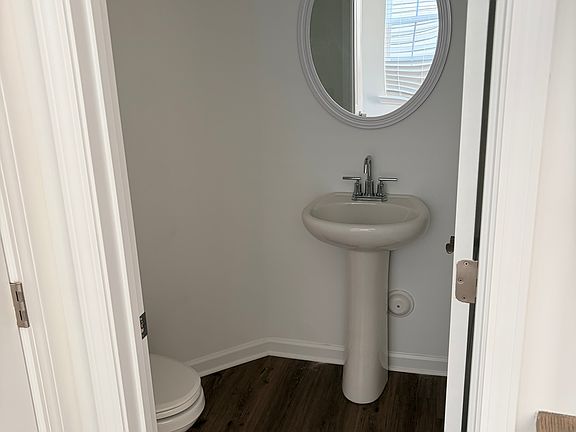 4th image of 5307 Amaryllis Way