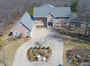 12 Stoneridge Dr, Keokuk, IA 52632