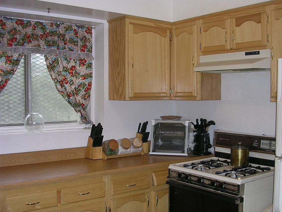 Upgraded Kitchen