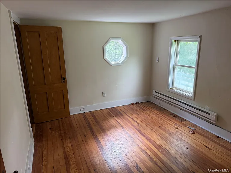 247 Sprague Ave — Photo 5