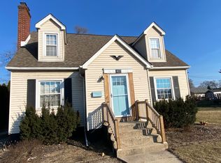 417 N Broad St, Griffith, IN 46319