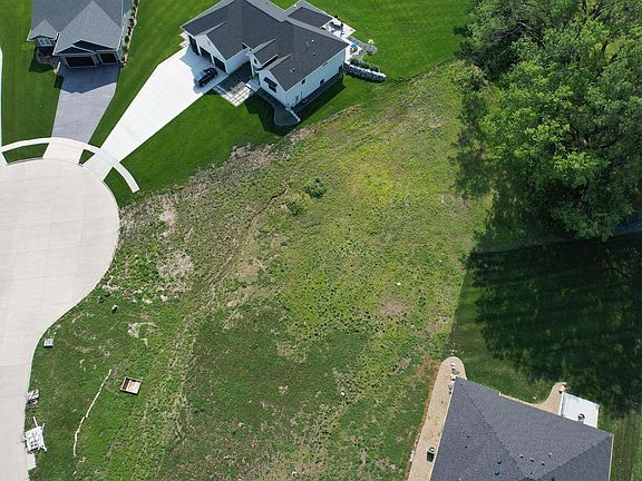 4th image of 4202 James Dr
