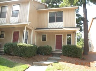 1300 N Forest Dr, Fayetteville, NC 28303