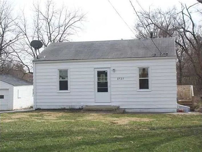 1st image of 2727 E Douglas Ave