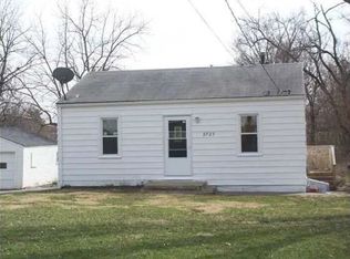 2727 E Douglas Ave, Des Moines, IA 50317