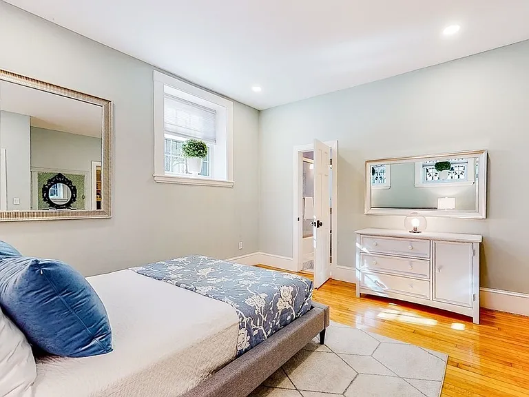 278 Clarendon St #1 — Photo 9