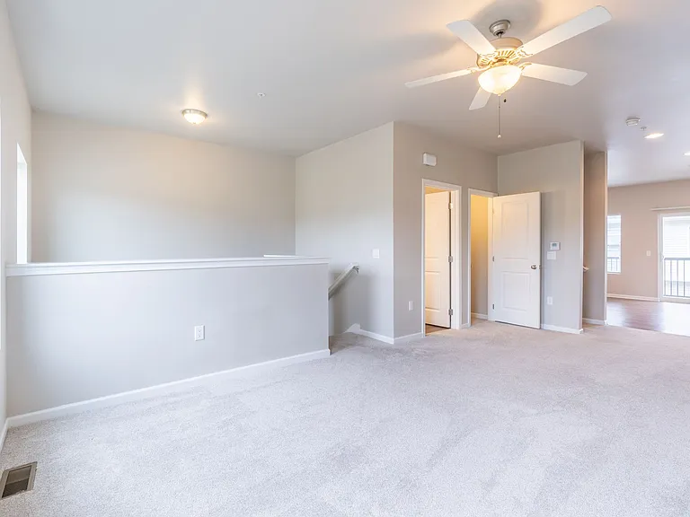 6909 Daniel Defoe Dr — Photo 14
