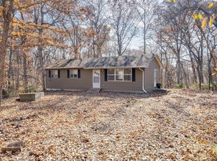 2206 Lakeside Dr, Wentzville, MO 63385