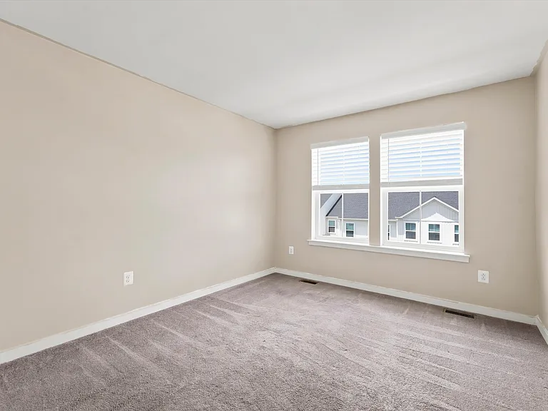 59 Four Leaf Dr — Photo 23