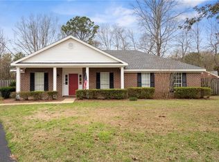 2310 Bobwhite Ct, Mobile, AL 36695