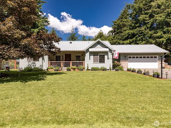 1043 NE Pennington Loop, Coupeville, WA 98239