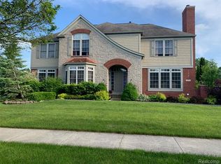 1254 Centennial Dr, Canton, MI