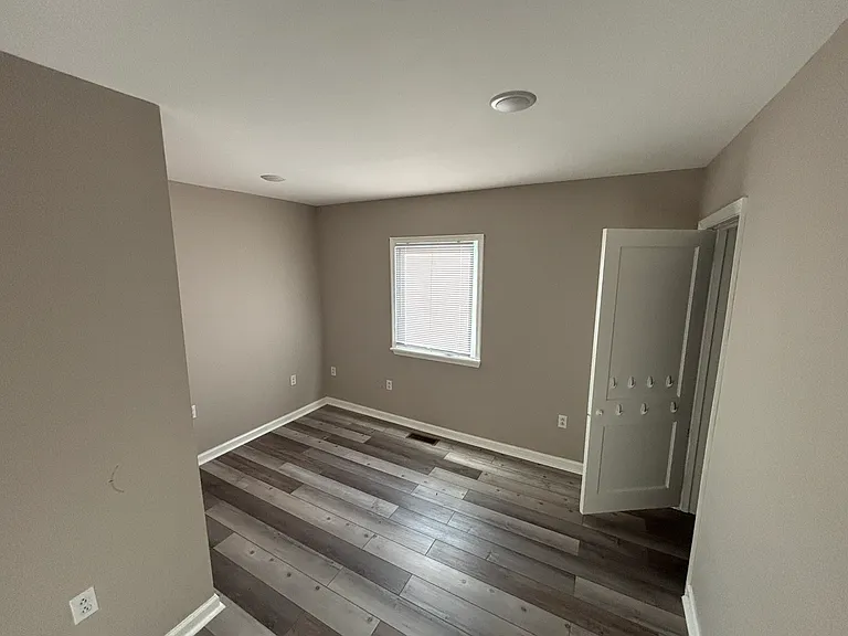 910 E High St #1 — Photo 13