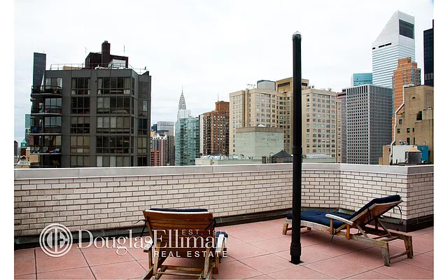 Sold by Douglas Elliman | media 8