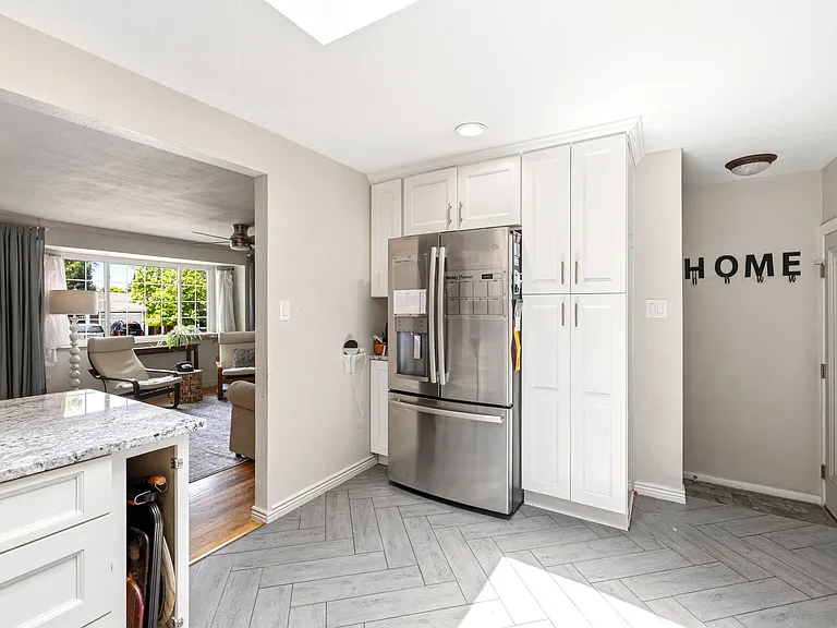 6146 S Josephine Way — Photo 3