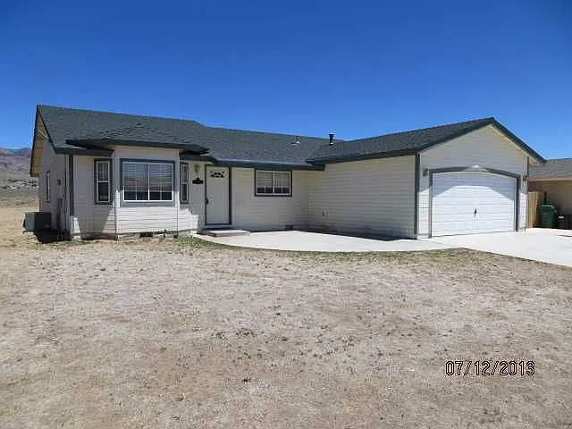 2004 Lonnie Ln photo 1