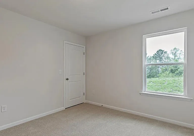 228 Chapel St — Photo 21