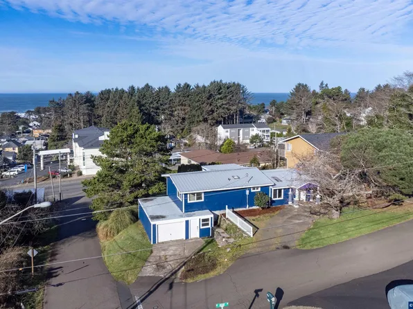 3505 NE Quay Ave, Lincoln City, OR 97380