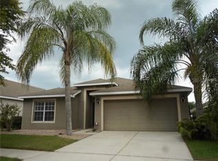 418 Down Pine Dr, Seffner, FL 33584