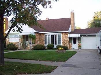 1st image of 1278 11th Ave N