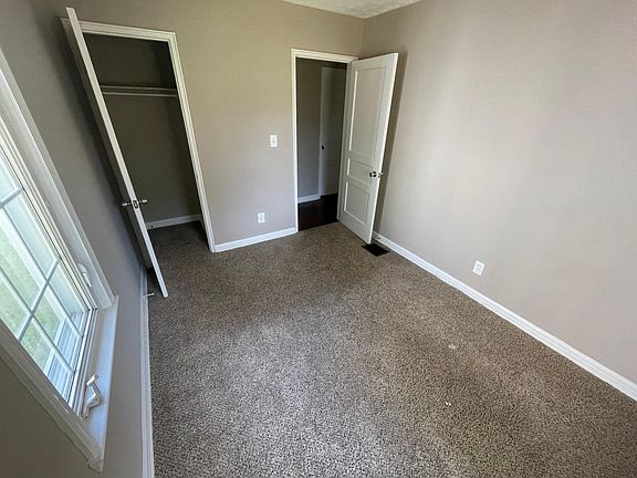 5th image of 2338 Vendome Dr