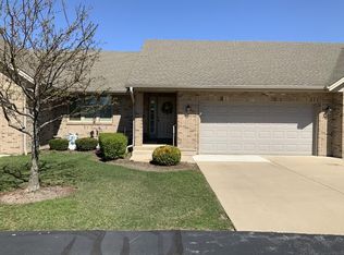 553 Brant Cir, Dekalb, IL 60115