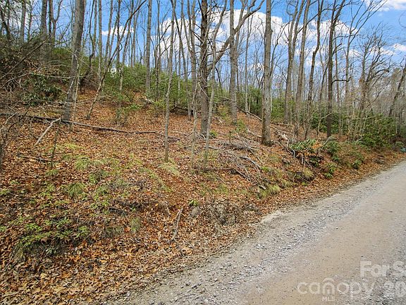 3rd image of 12 Patton Thicket Rd