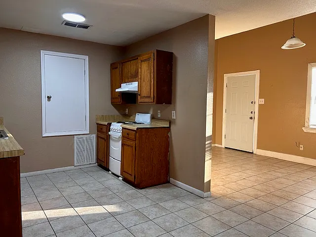 3513 Glenda Ave — Photo 8