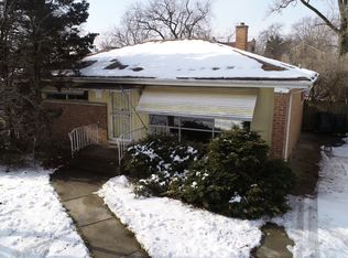 8316 N Ozanam Ave, Niles, IL 60714