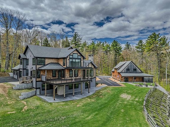 3rd image of 85 Shepard Hill Road