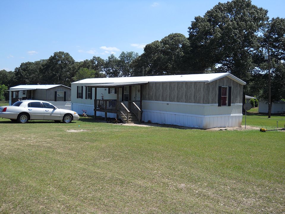 139 Pauline Street, front entance