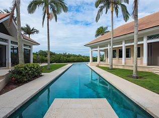 3800 Fort Charles Dr, Naples, FL 34102