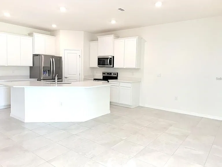 4730 NW 39th Street Rd — Photo 5