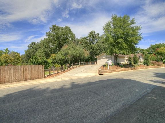 3rd image of 6011 Clay Basket Dr