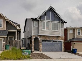 1478 W Bayview Point SW, Airdrie, AB T4B 5K1
