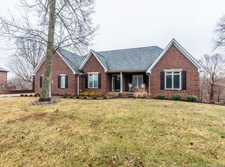 5026 Bent Creek Dr, Floyds Knobs, IN 47119