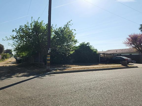 3rd image of 211 Williams Ave
